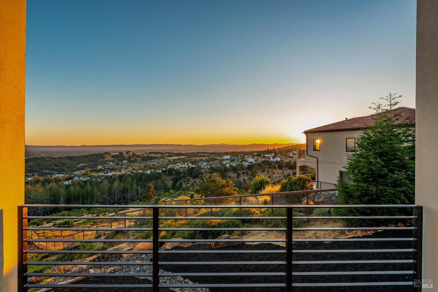 3773 Boulder Point Santa Rosa CA 95404
