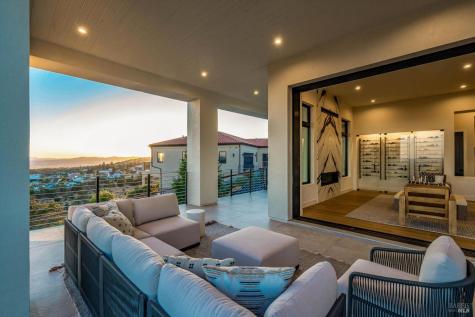 3773 Boulder Point Santa Rosa CA 95404