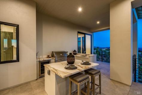 3773 Boulder Point Santa Rosa CA 95404