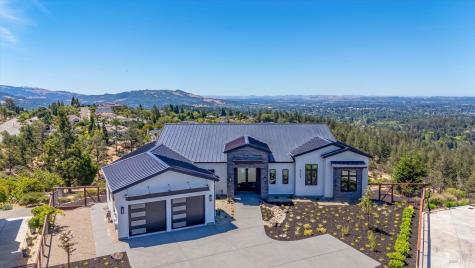 3773 Boulder Point Santa Rosa CA 95404