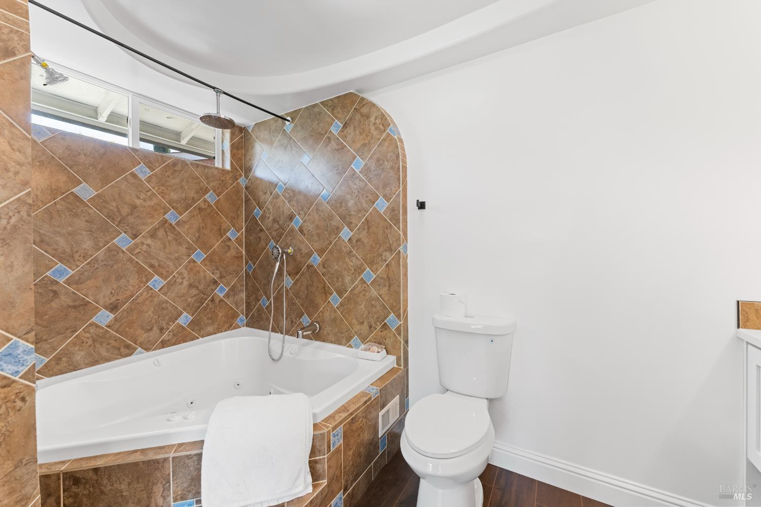 1649 California Drive Vacaville CA 95687