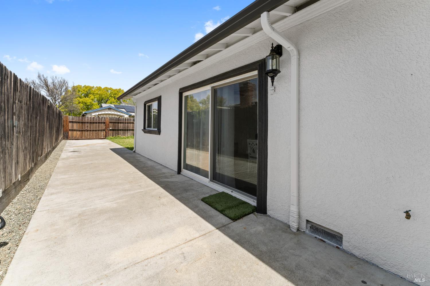 1649 California Drive Vacaville CA 95687