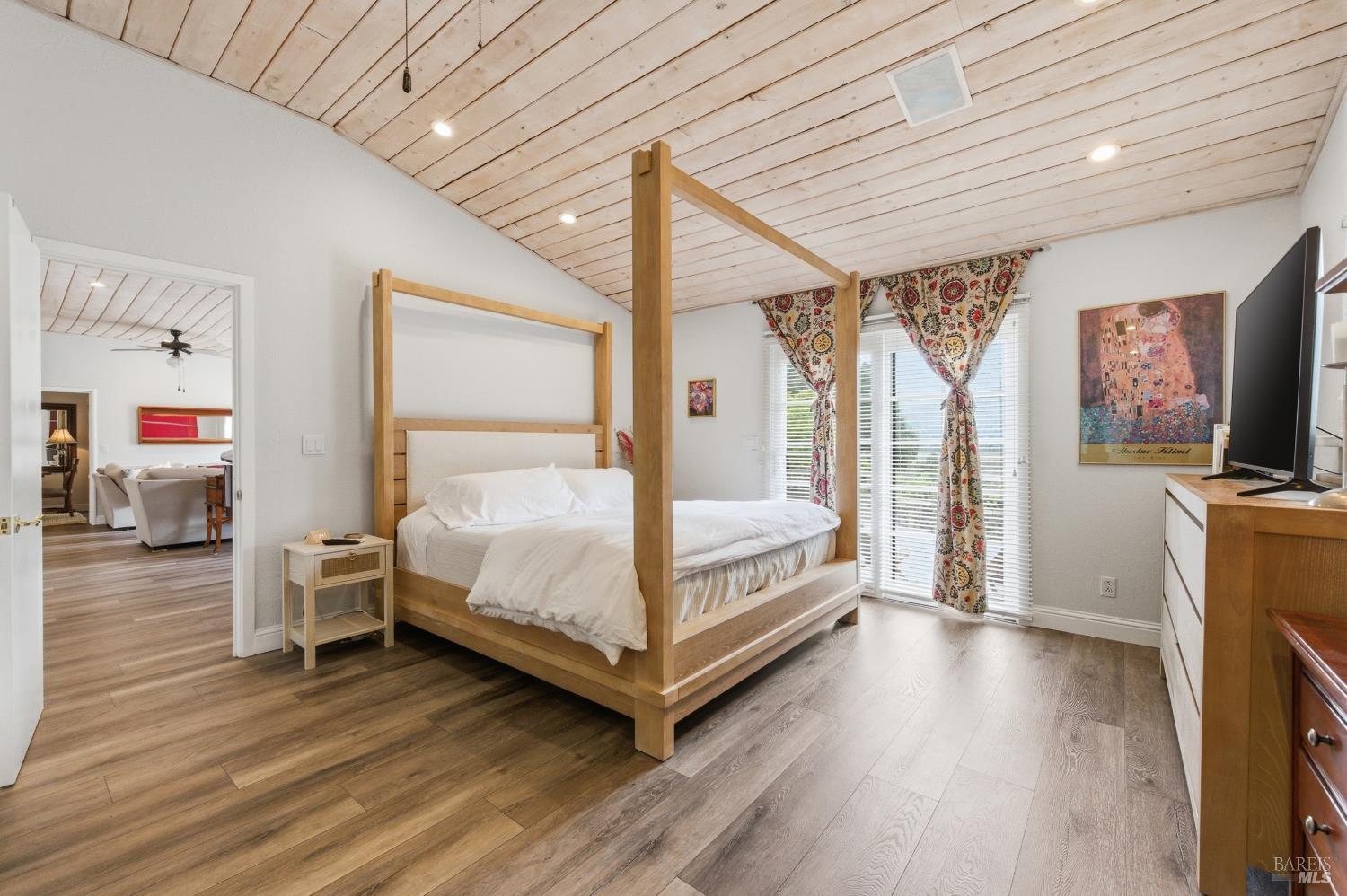4405 Silverado Trail Calistoga CA 94515