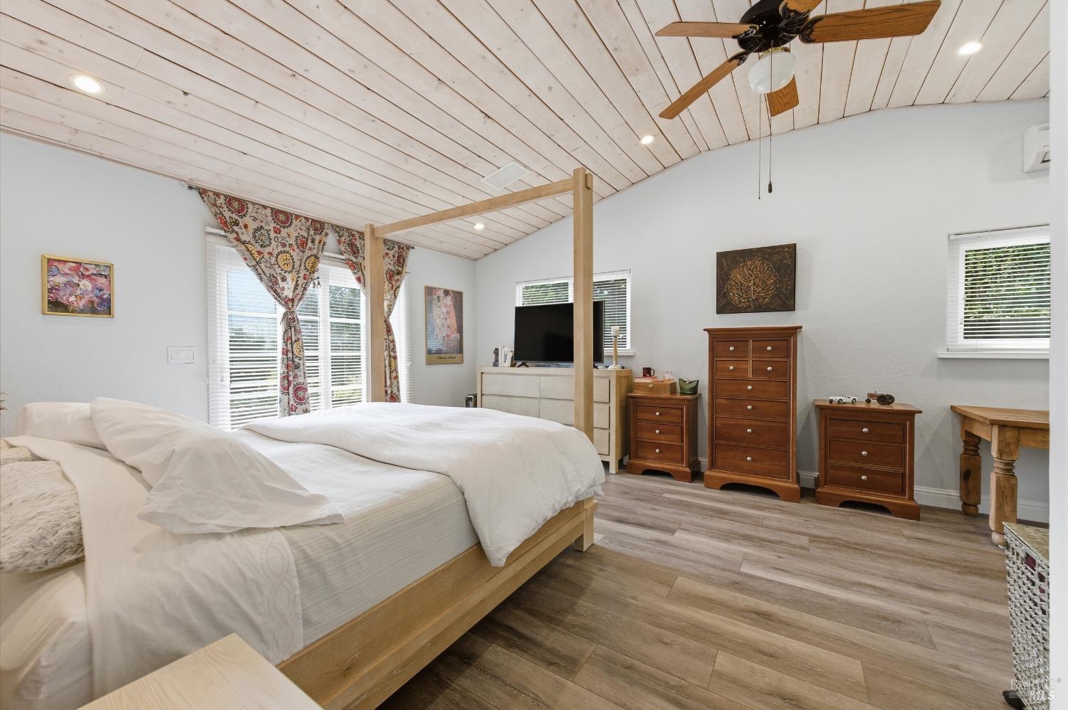 4405 Silverado Trail Calistoga CA 94515
