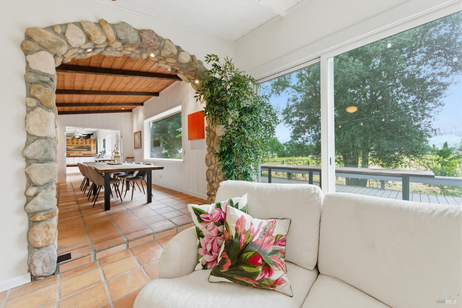 4405 Silverado Trail Calistoga CA 94515
