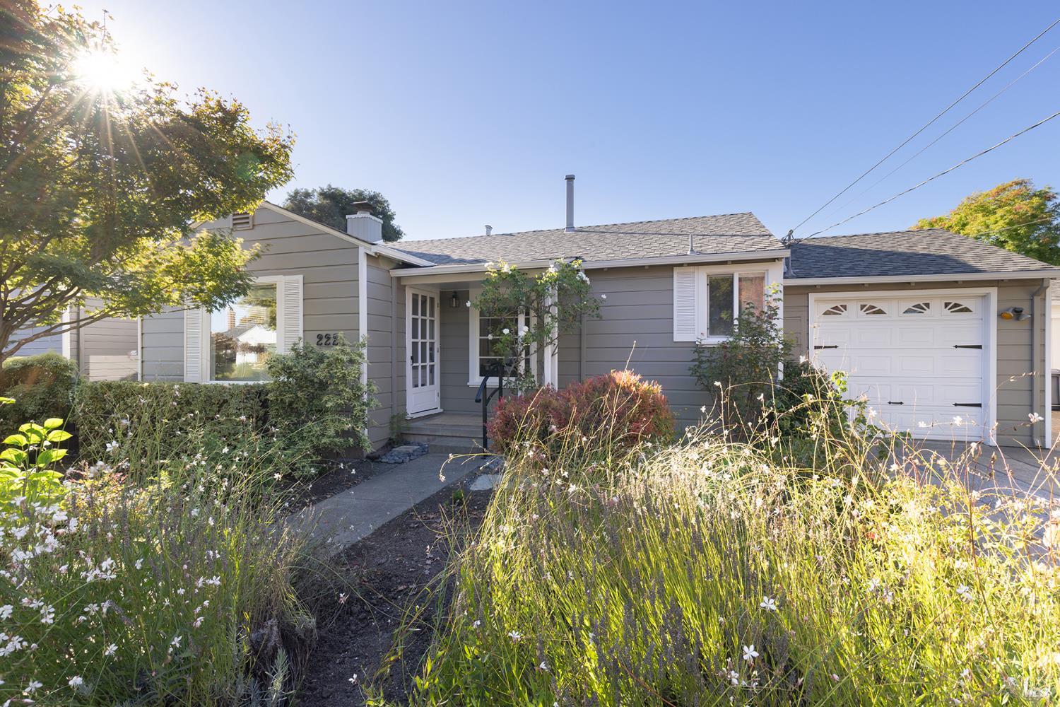 2221 Grahn Drive Santa Rosa CA 95404