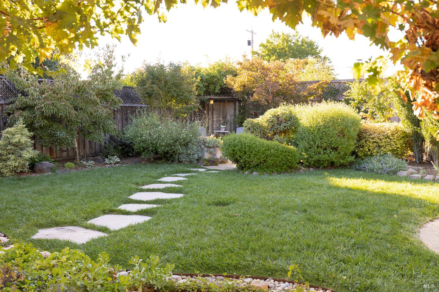 2221 Grahn Drive Santa Rosa CA 95404