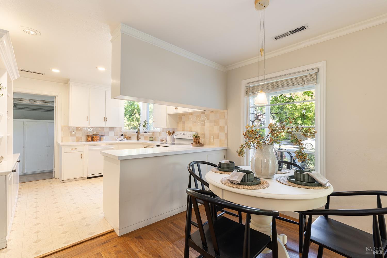 2221 Grahn Drive Santa Rosa CA 95404