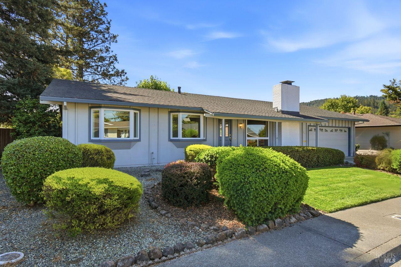 321 Mockingbird Circle Santa Rosa CA 95409