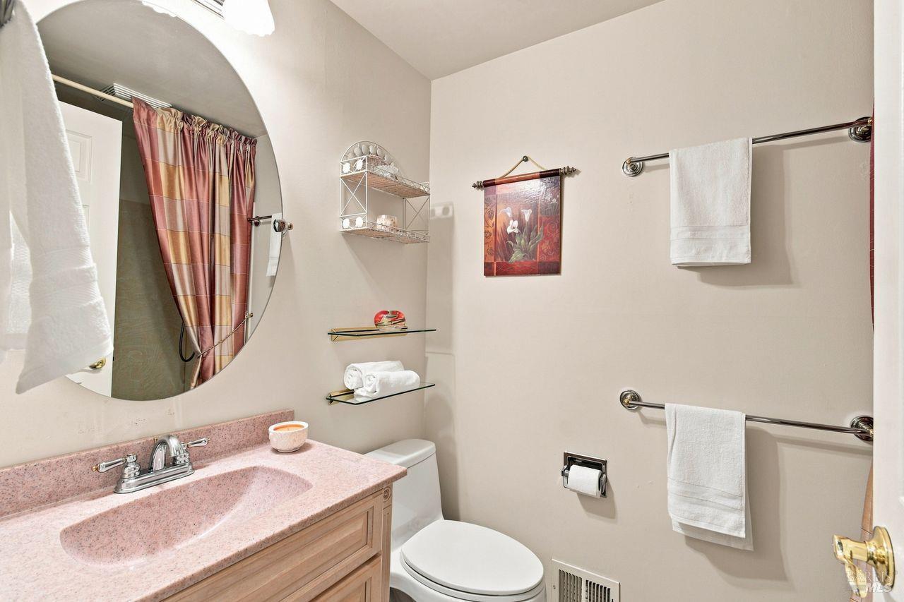 321 Mockingbird Circle Santa Rosa CA 95409