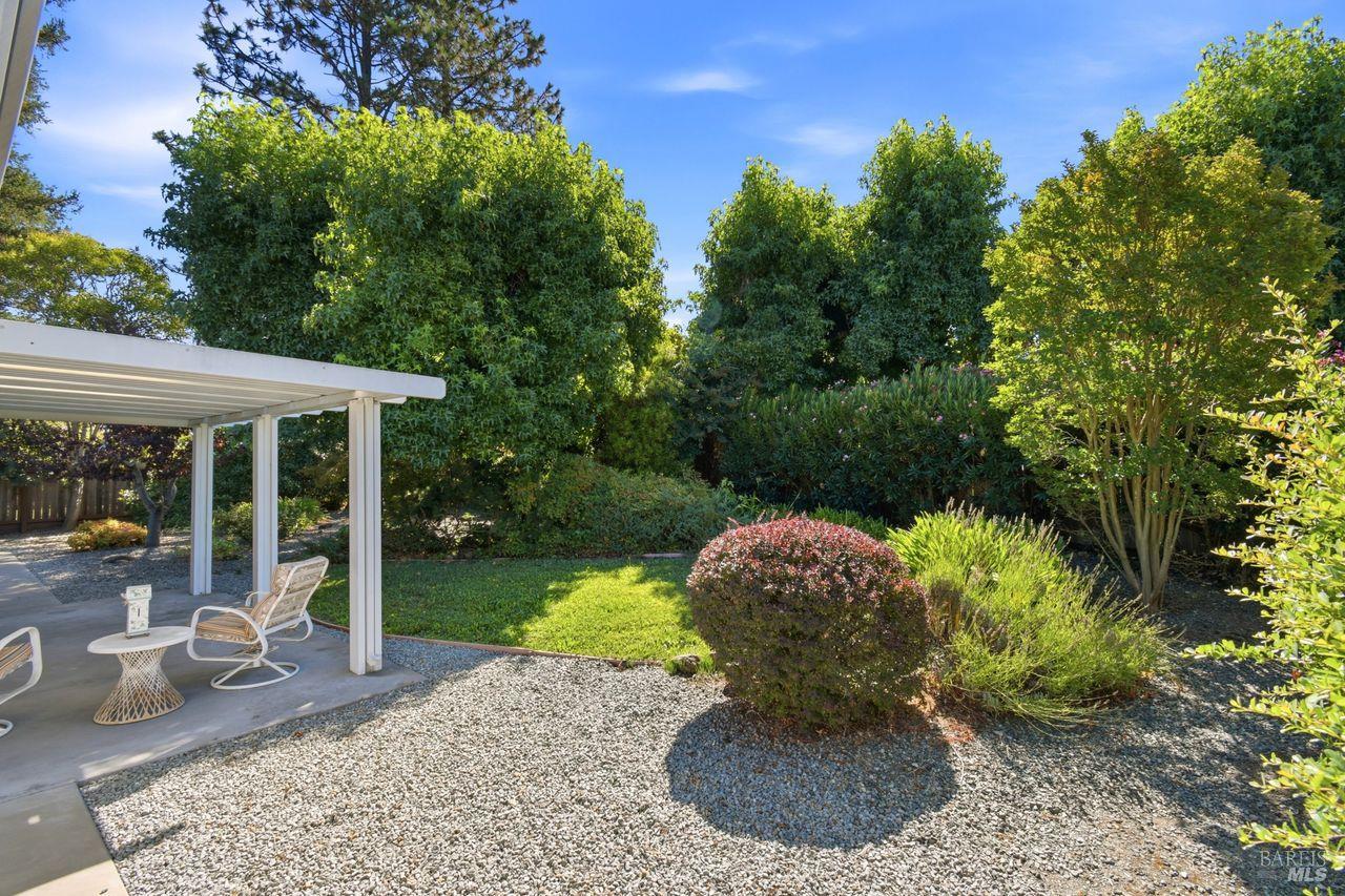 321 Mockingbird Circle Santa Rosa CA 95409
