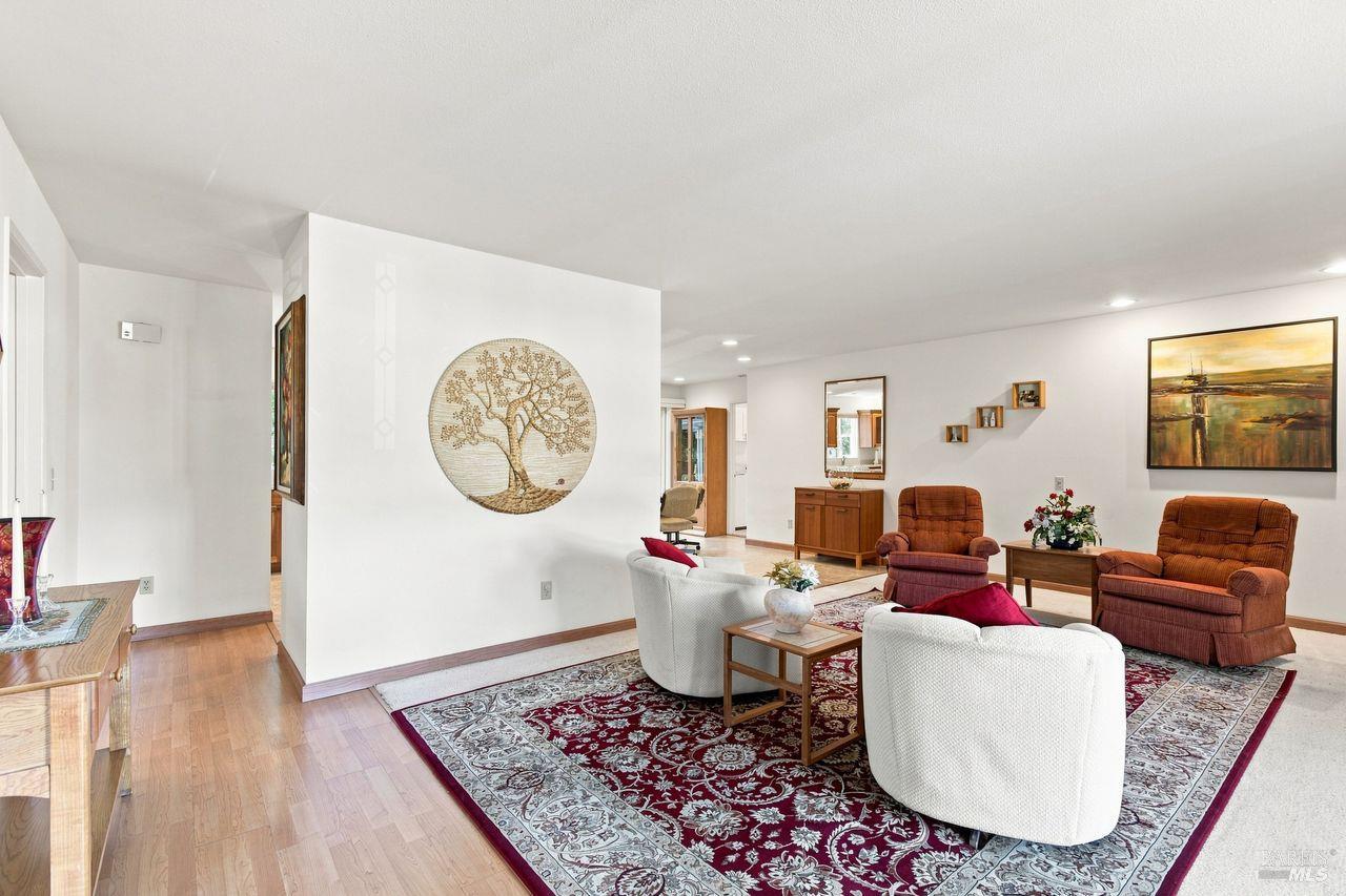 321 Mockingbird Circle Santa Rosa CA 95409