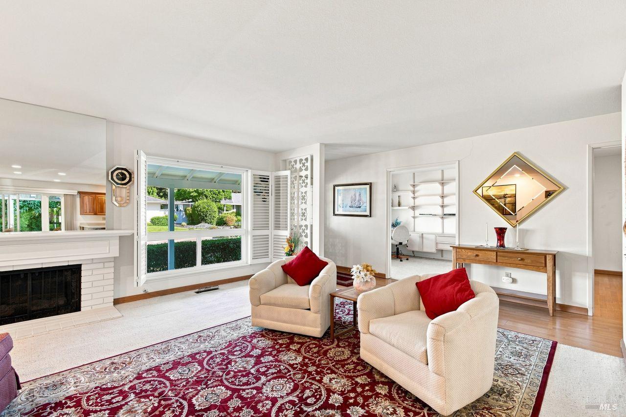321 Mockingbird Circle Santa Rosa CA 95409