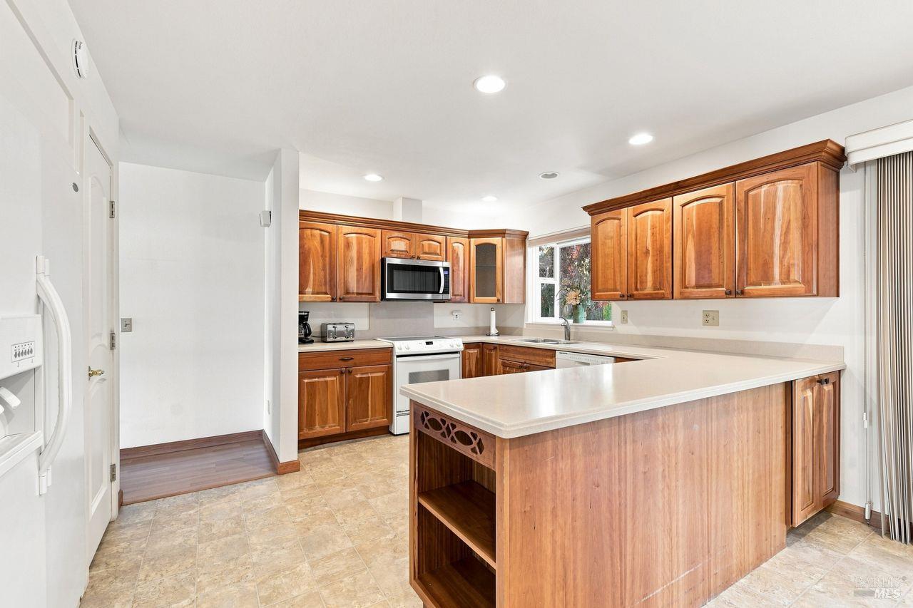 321 Mockingbird Circle Santa Rosa CA 95409