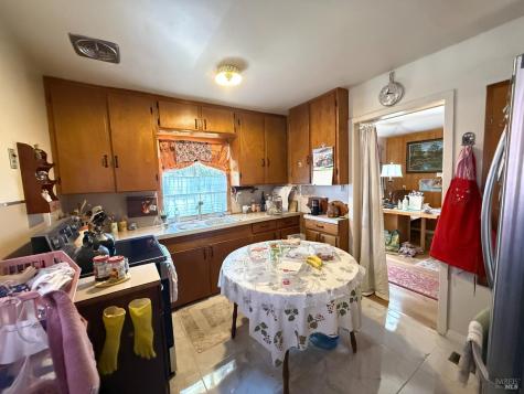 17050 Park Avenue Sonoma CA 95476