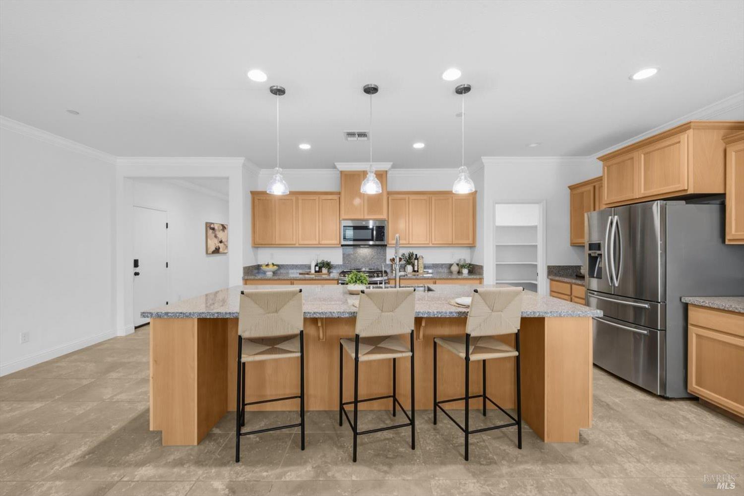 137 Clematis Street Vacaville CA 95687