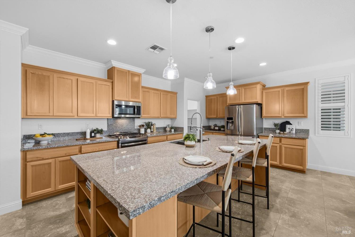 137 Clematis Street Vacaville CA 95687