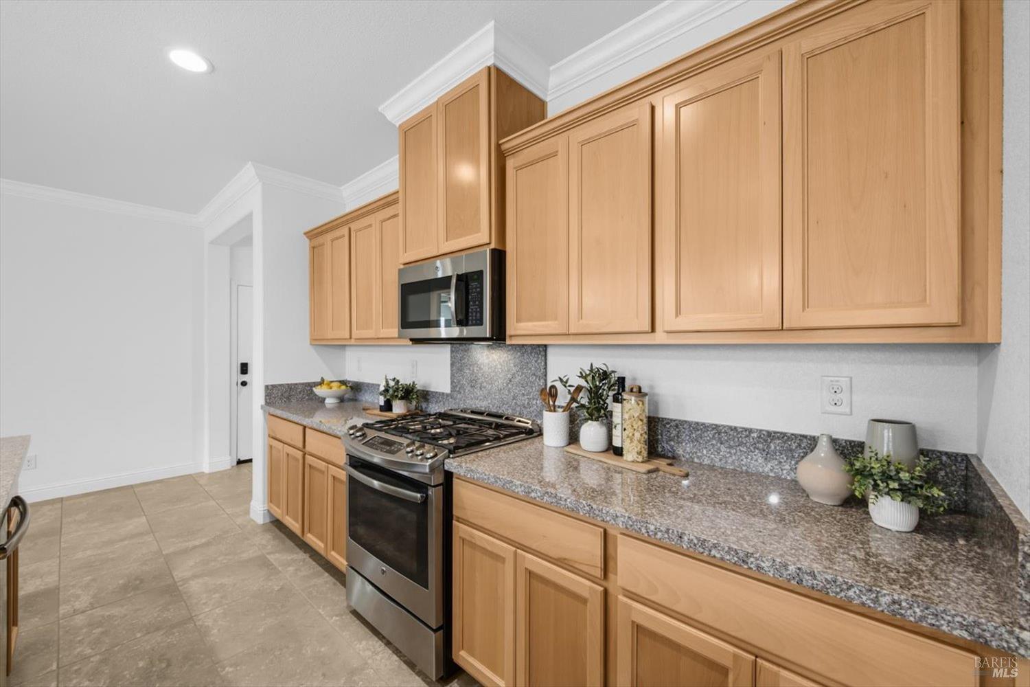 137 Clematis Street Vacaville CA 95687