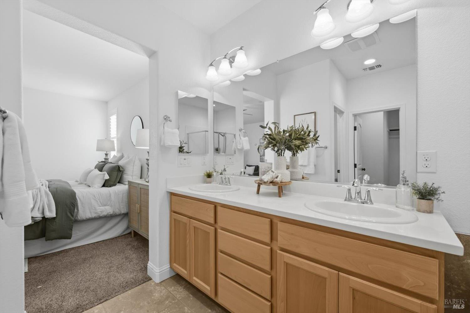 137 Clematis Street Vacaville CA 95687