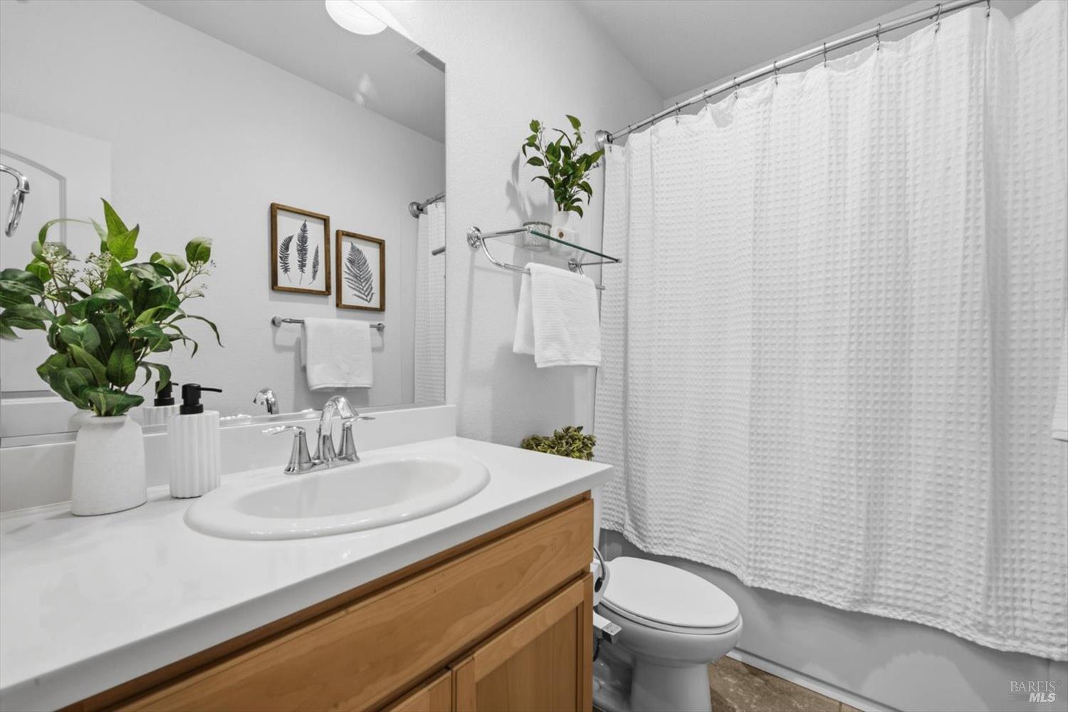 137 Clematis Street Vacaville CA 95687
