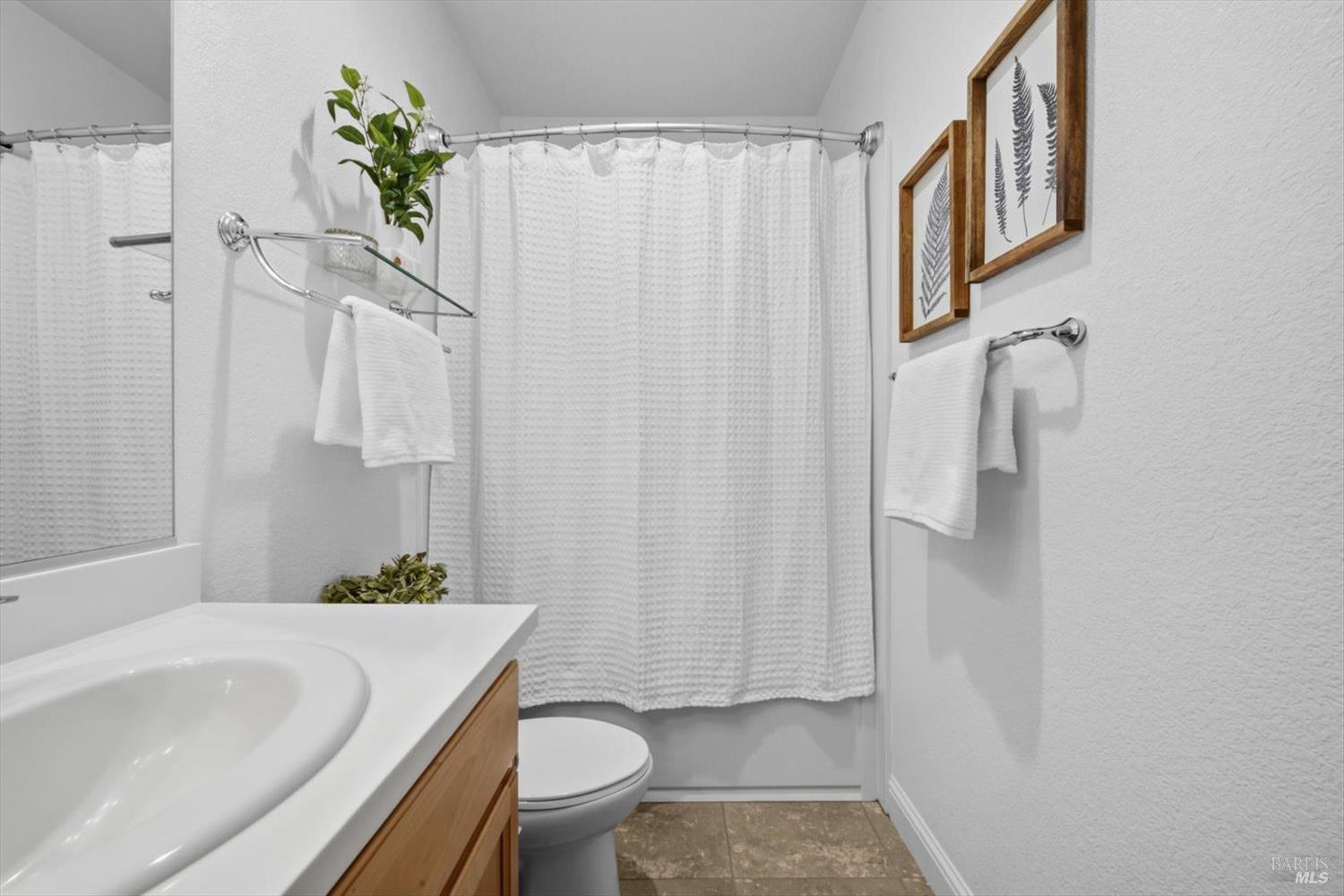 137 Clematis Street Vacaville CA 95687