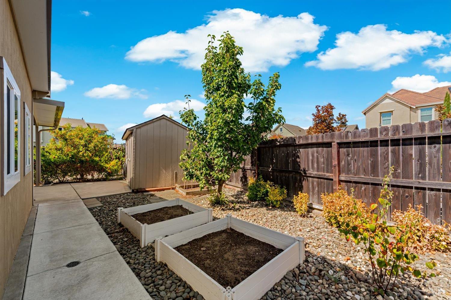 137 Clematis Street Vacaville CA 95687