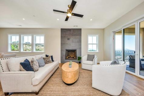 3776 Crown Hill Drive Santa Rosa CA 95404