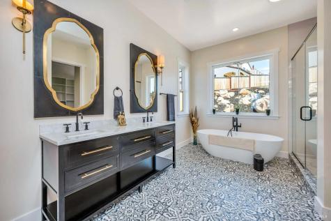 3776 Crown Hill Drive Santa Rosa CA 95404