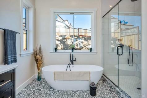 3776 Crown Hill Drive Santa Rosa CA 95404