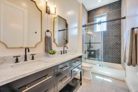 3776 Crown Hill Drive Santa Rosa CA 95404