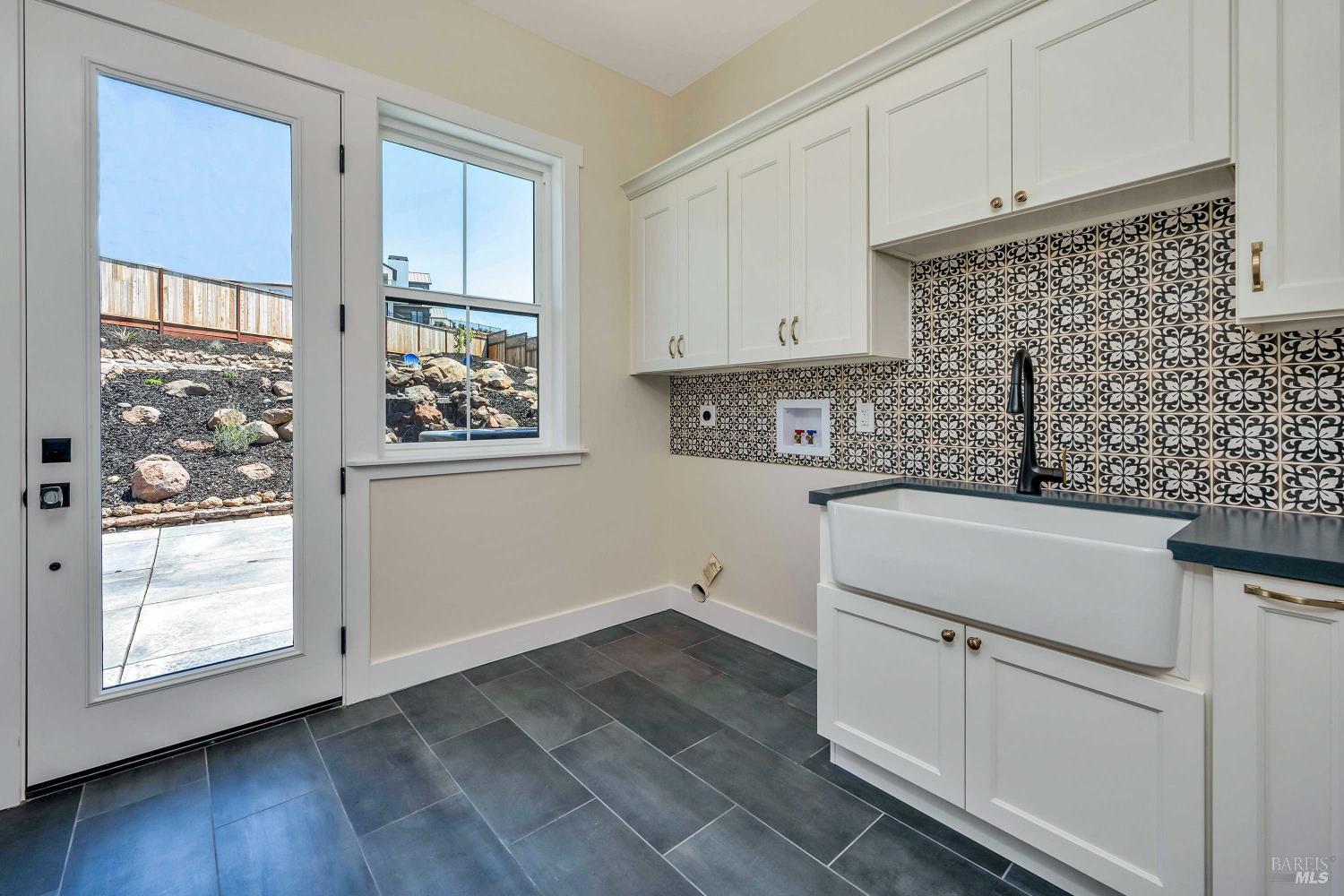 3776 Crown Hill Drive Santa Rosa CA 95404