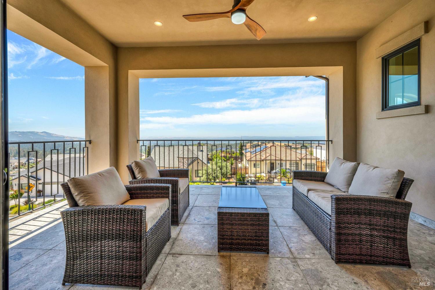 3776 Crown Hill Drive Santa Rosa CA 95404