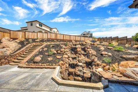 3776 Crown Hill Drive Santa Rosa CA 95404