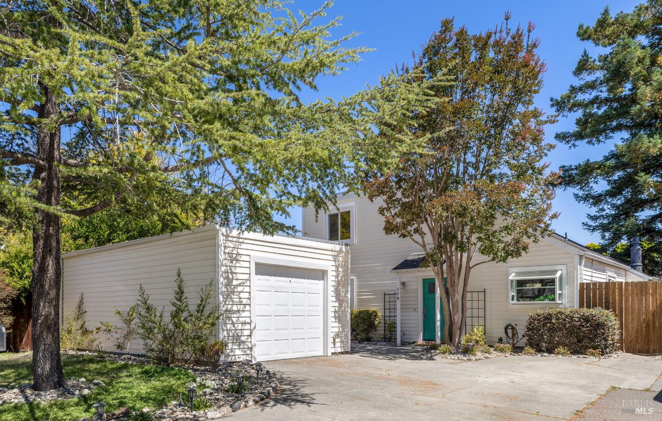 116 Saratoga Court Petaluma CA 94954