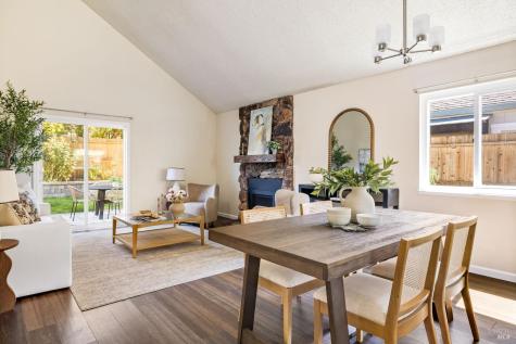 116 Saratoga Court Petaluma CA 94954