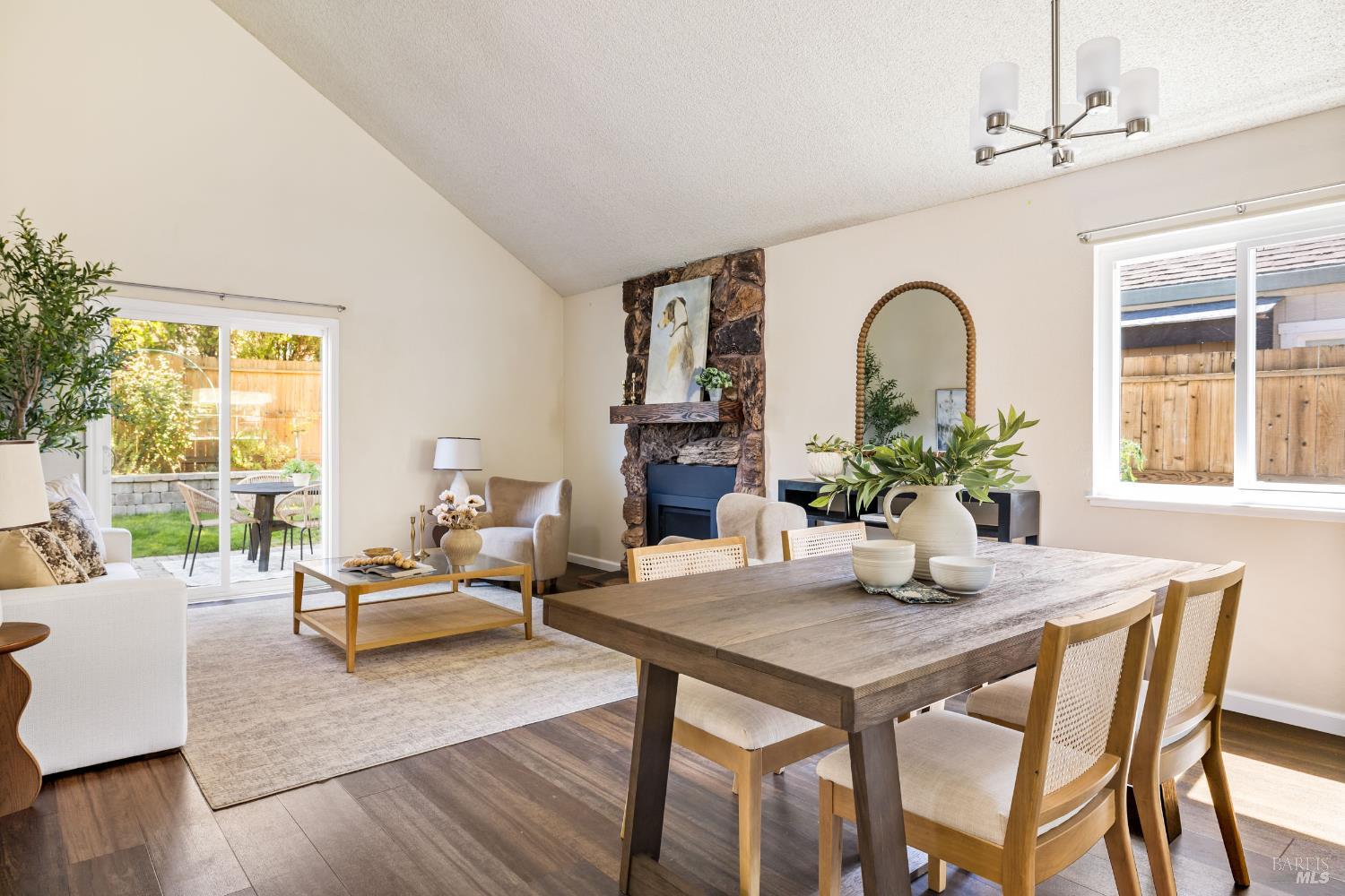 116 Saratoga Court Petaluma CA 94954