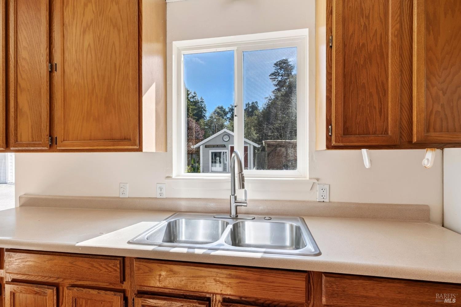 32601 Odom Lane Fort Bragg CA 95437