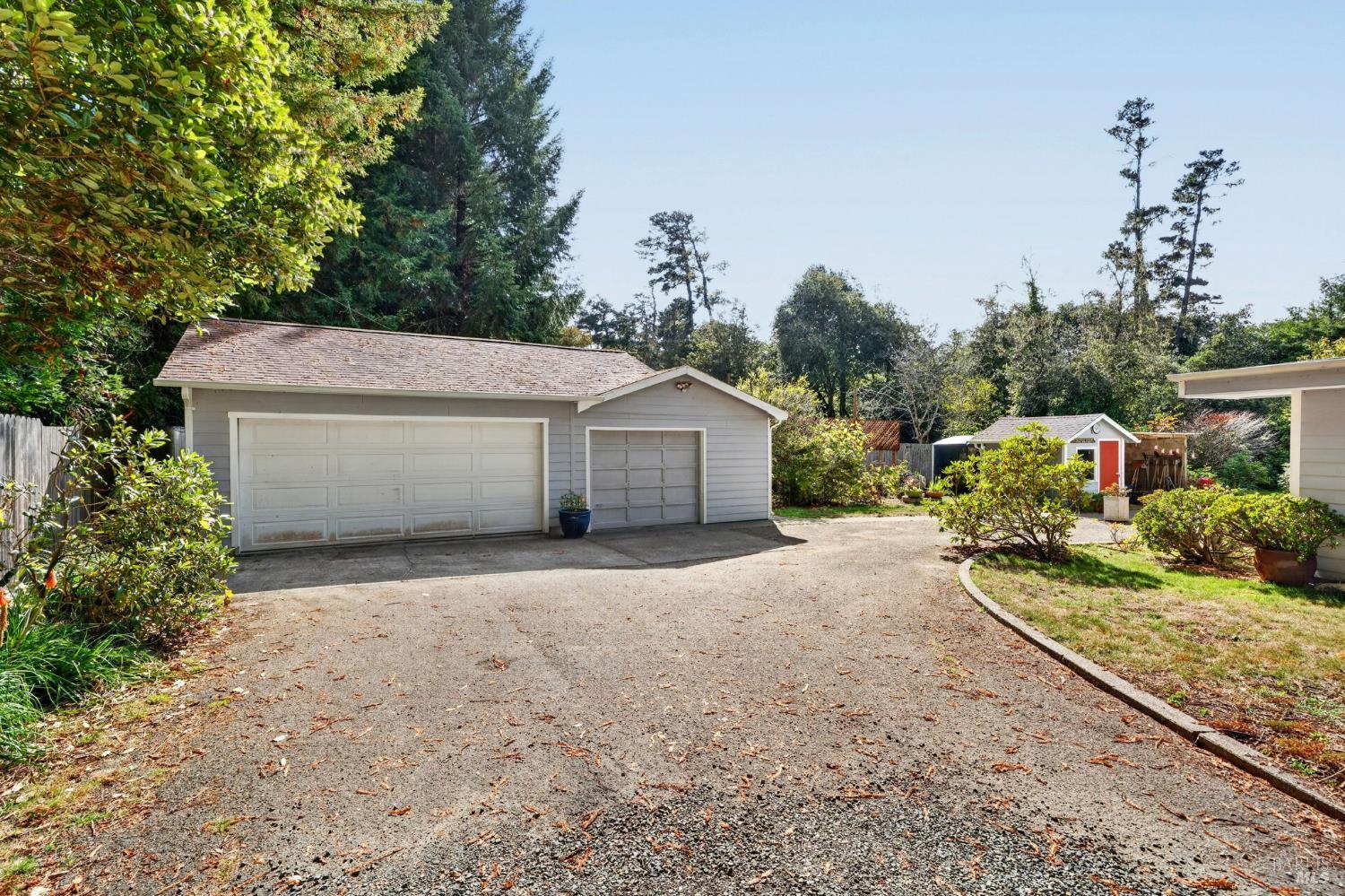 32601 Odom Lane Fort Bragg CA 95437