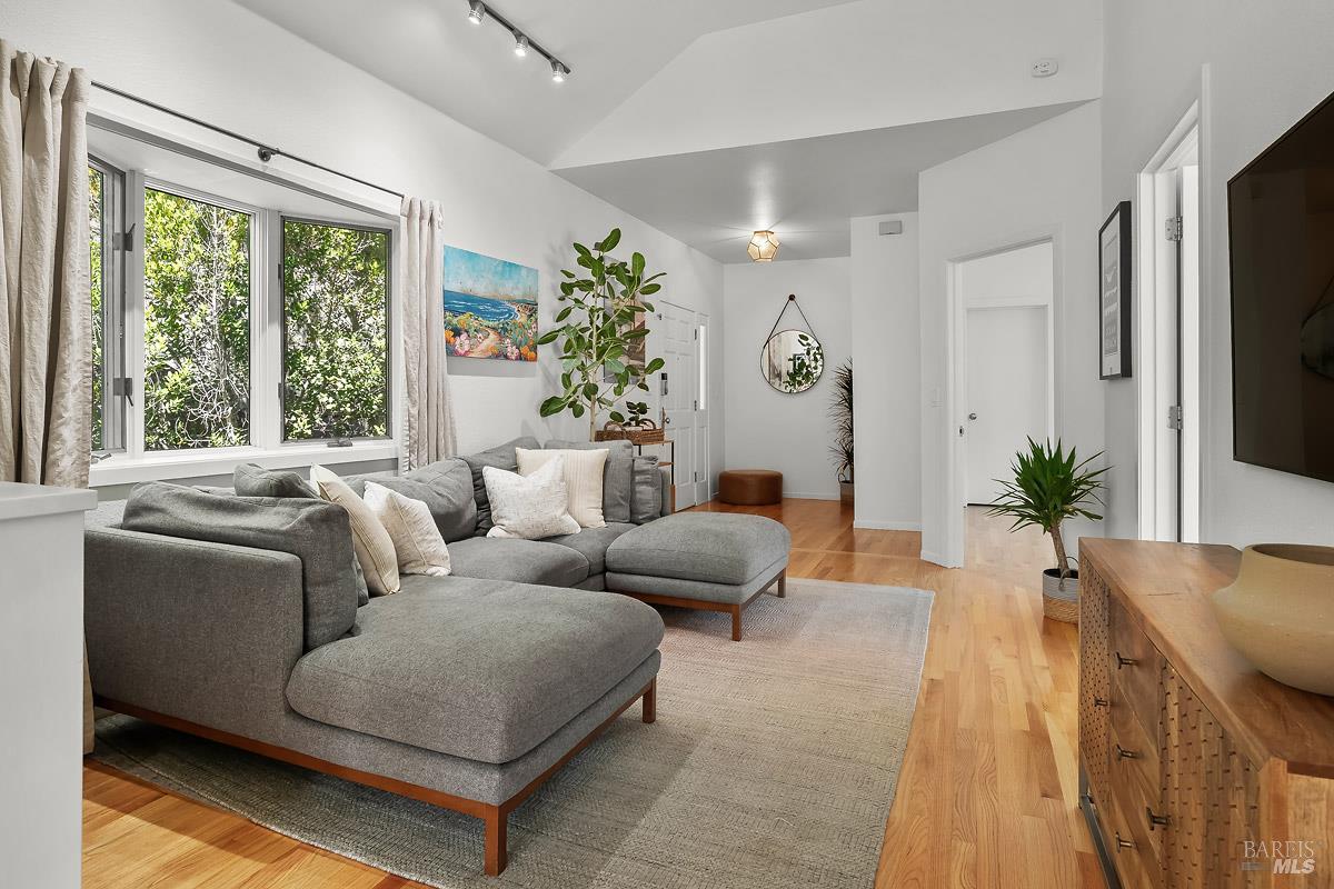 309 Oakdale Avenue Corte Madera CA 94925