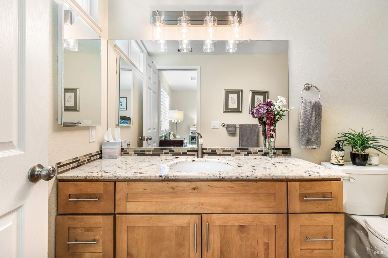 421 Meadowgreen Drive Santa Rosa CA 95409