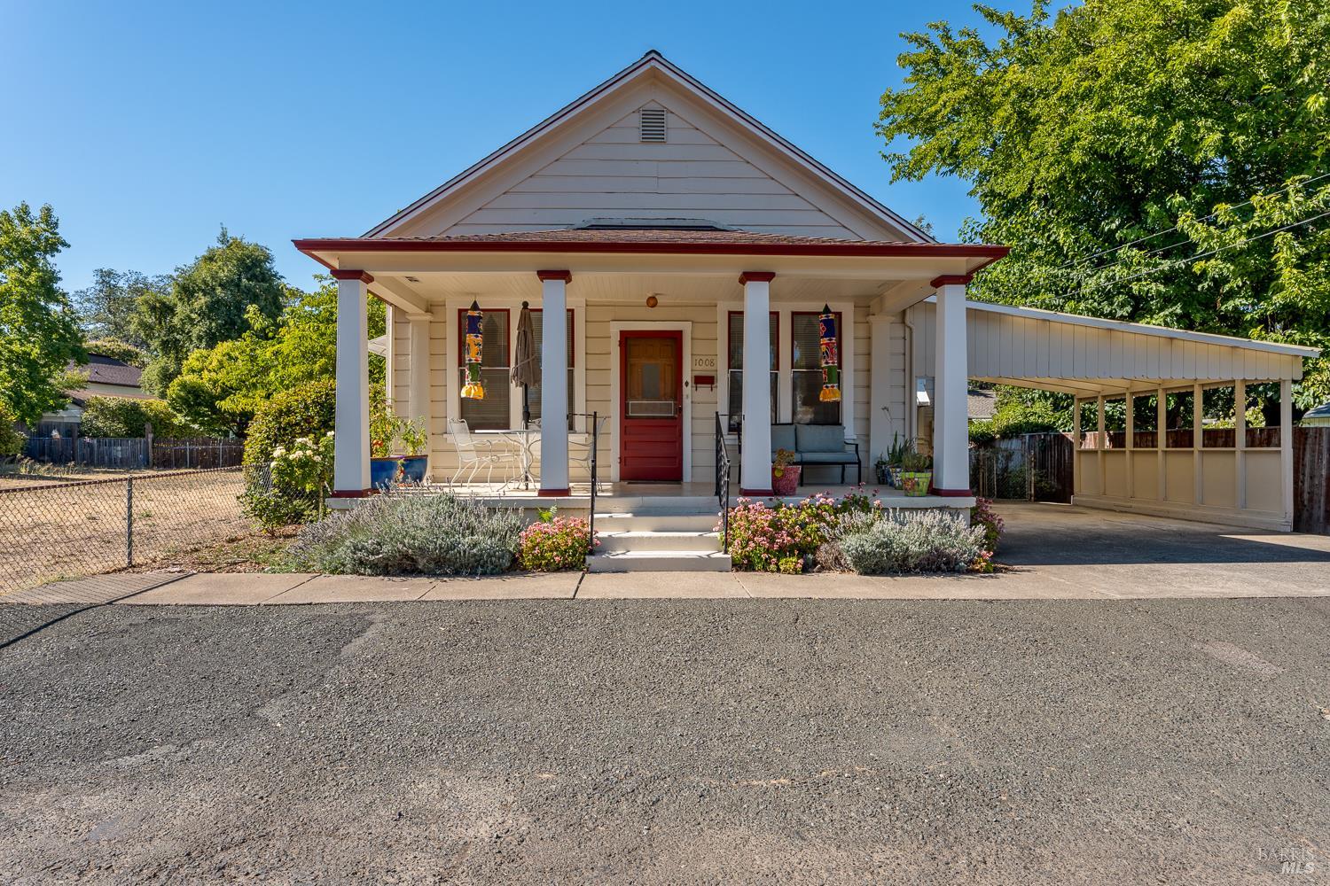 1008 W Church Street Ukiah CA 95482