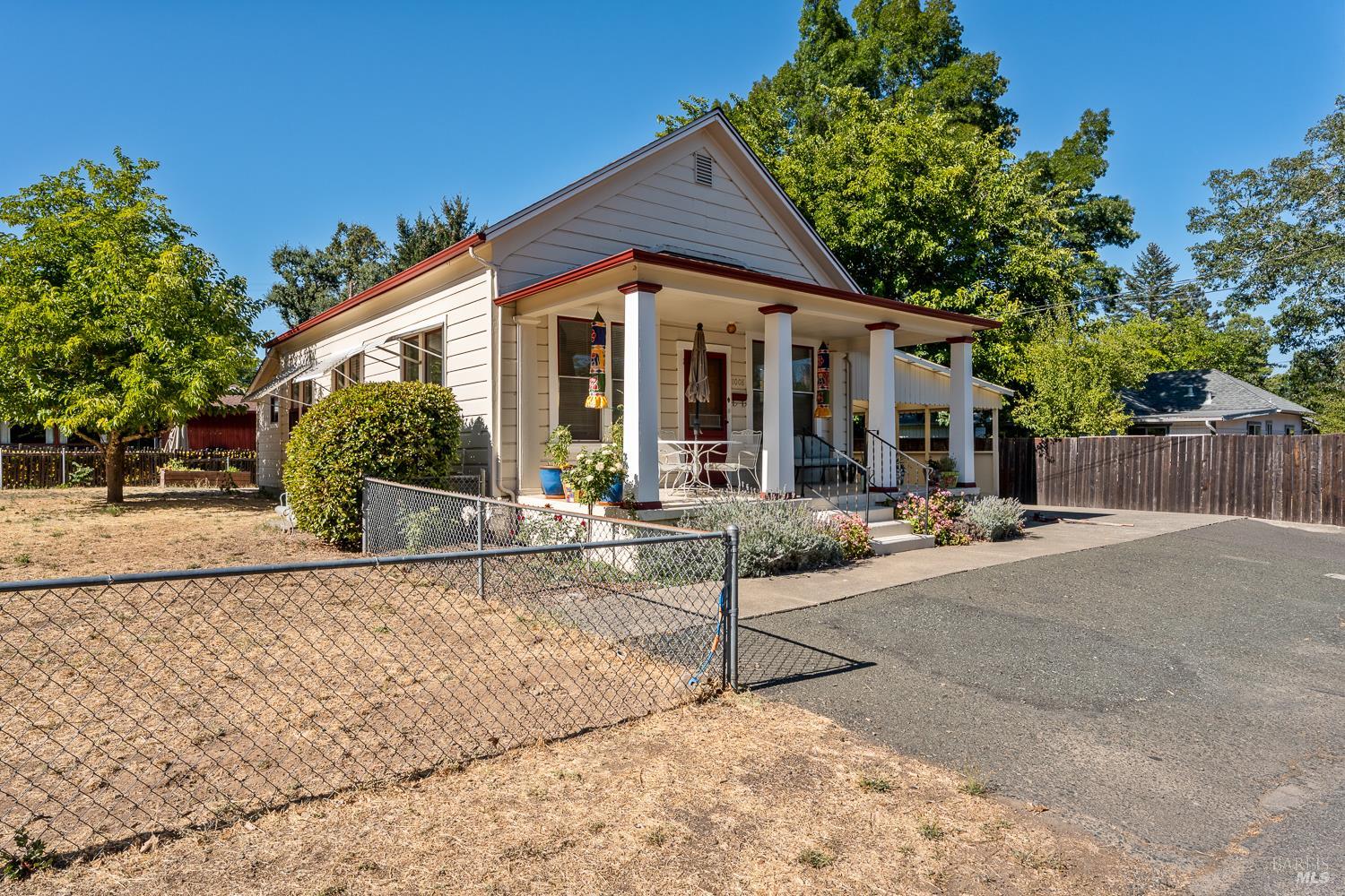 1008 W Church Street Ukiah CA 95482