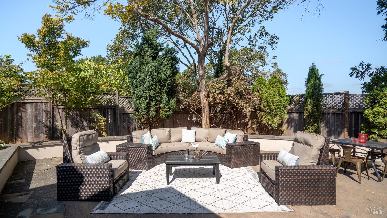 4615 Sullivan Way Santa Rosa CA 95409