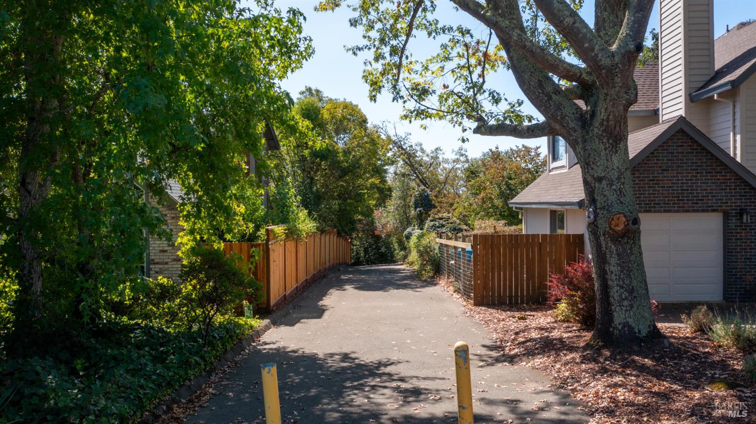 4615 Sullivan Way Santa Rosa CA 95409