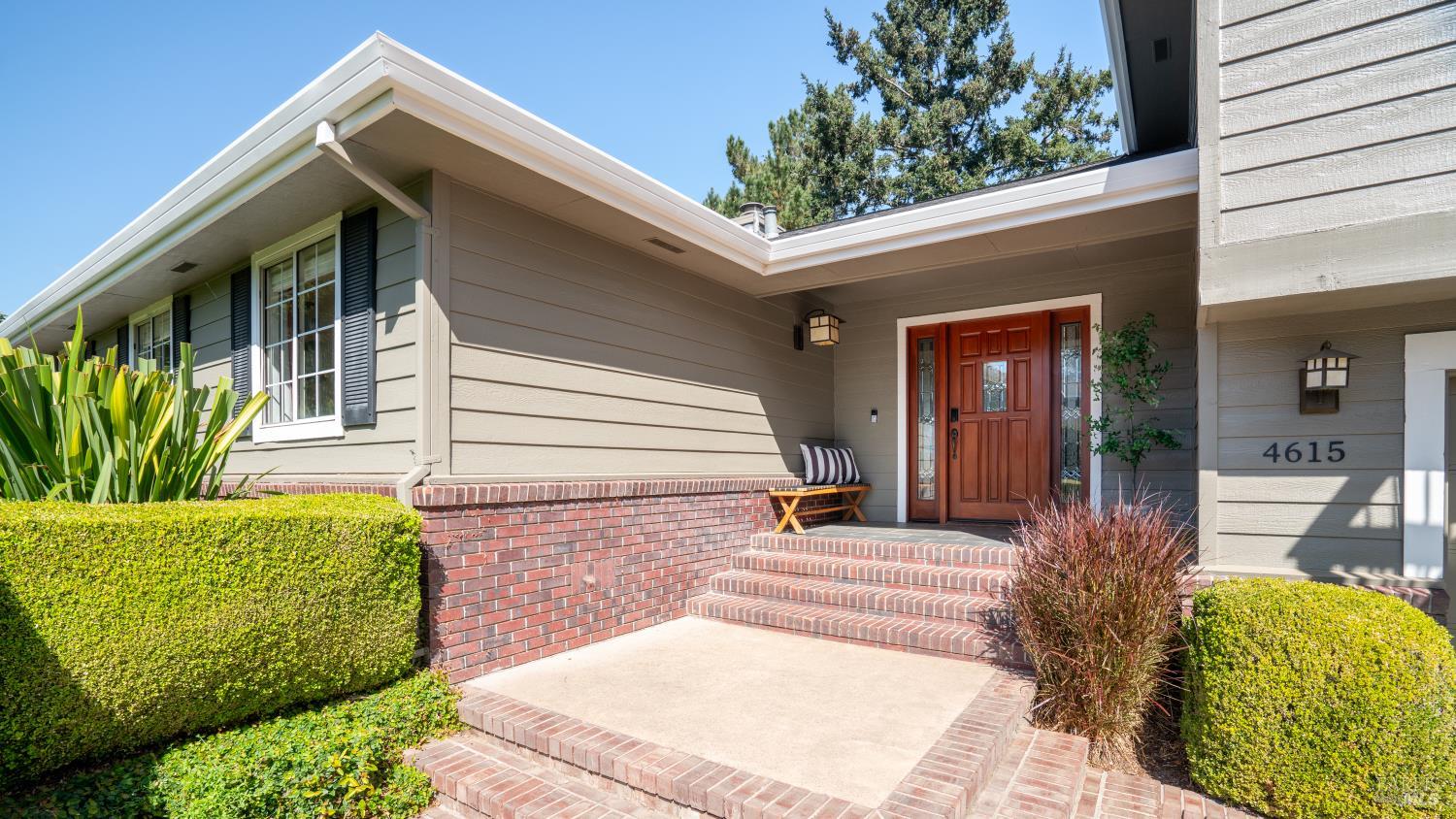 4615 Sullivan Way Santa Rosa CA 95409