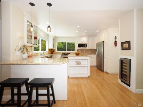 22549 River Road Geyserville CA 95441