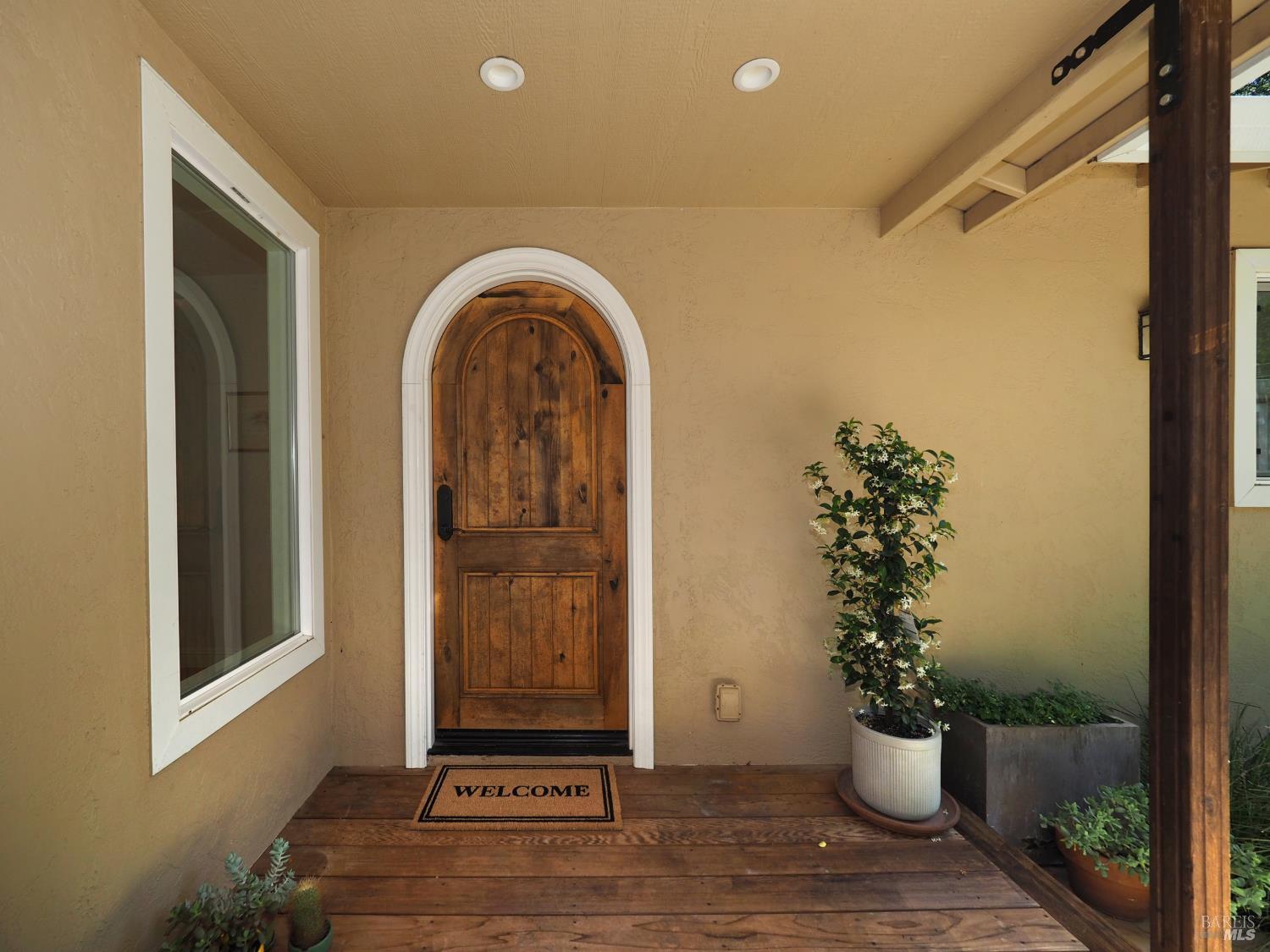 22549 River Road Geyserville CA 95441