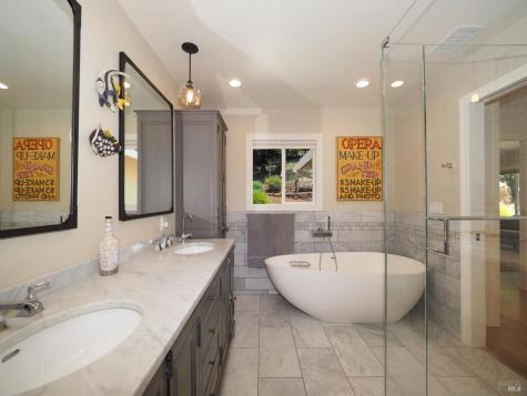22549 River Road Geyserville CA 95441