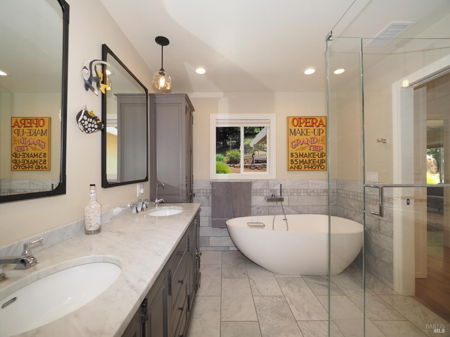 22549 River Road Geyserville CA 95441