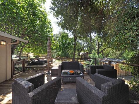 22549 River Road Geyserville CA 95441